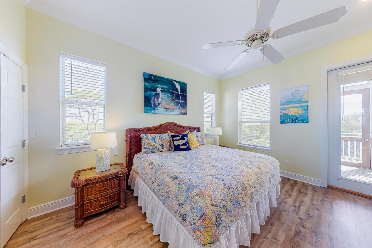 Bikinis & Martinis Villa St. George Island Buitenkant foto
