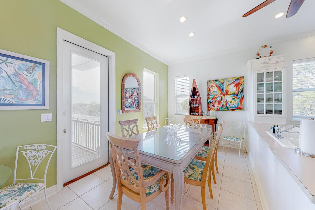 Bikinis & Martinis Villa St. George Island Buitenkant foto