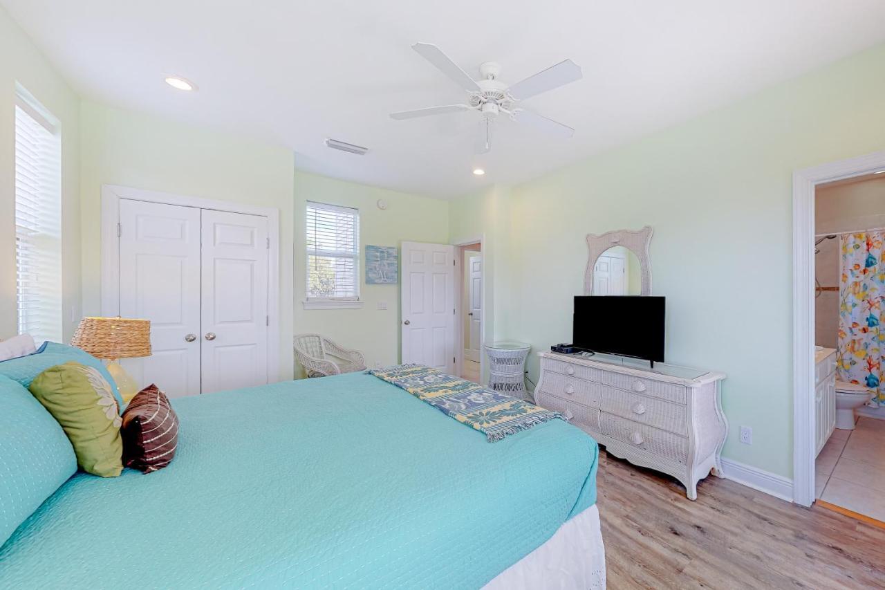Bikinis & Martinis Villa St. George Island Buitenkant foto